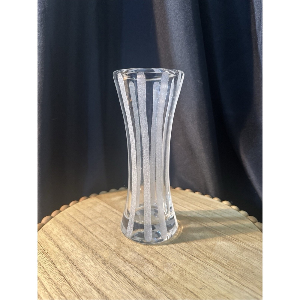 DAVINCI CRYSTAL 6 3/4" FLOWER BUD VASE